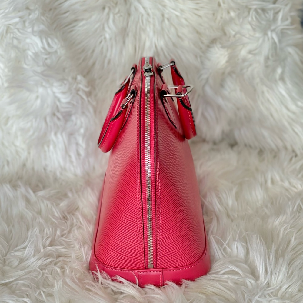 β¨π©·Authentic Louis Vuitton Epi Alma PM Grenade π©·β¨ - Picture 6 of 15